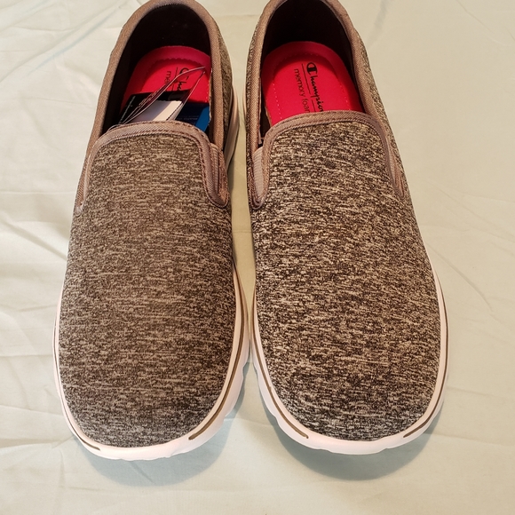 Champion Gray slip-on size 9 1/2 - Picture 2 of 3